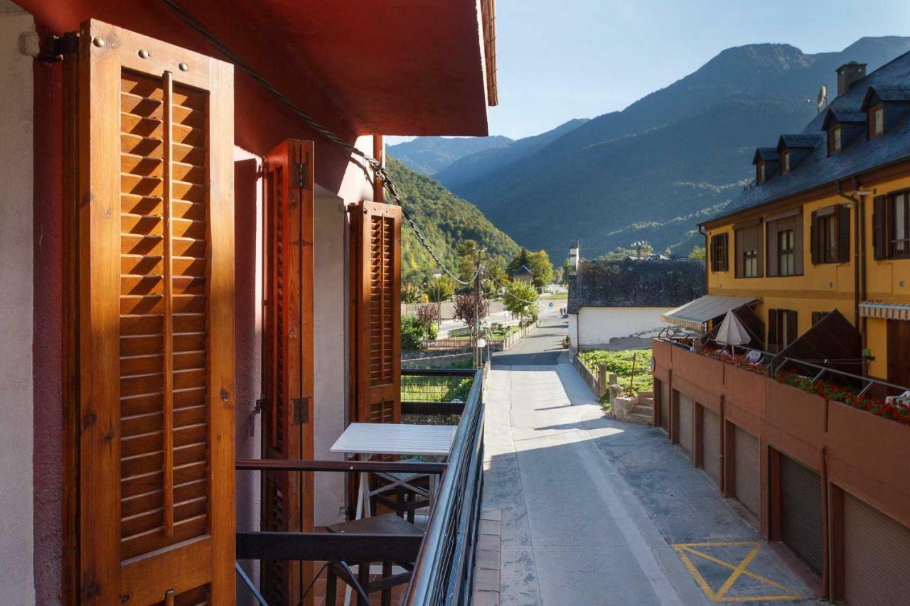 Hostaltina Bosost  Exterior foto